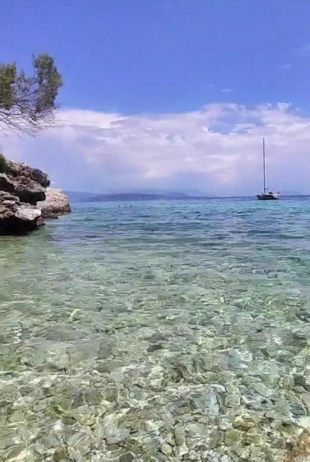 Vasiliki See View Apartments Mparmpati Eksteriør billede
